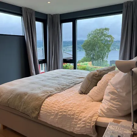 House With Stunning Views - Close To Center And Drøbak