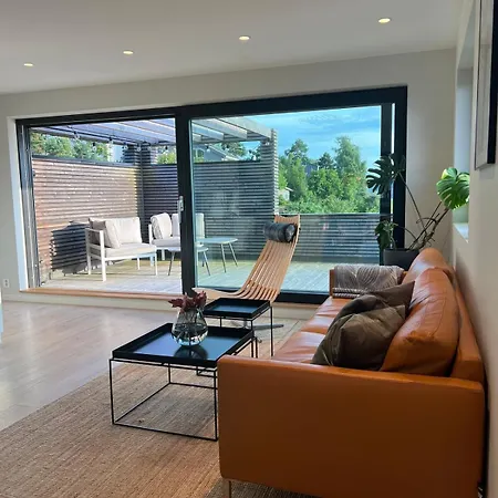 House With Stunning Views - Close To Center And * Drøbak