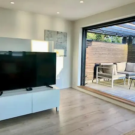 Villa House With Stunning Views - Close To Center And Drøbak