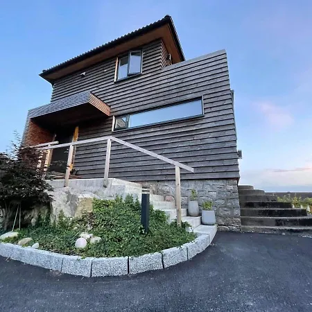 House With Stunning Views - Close To Center And Villa *